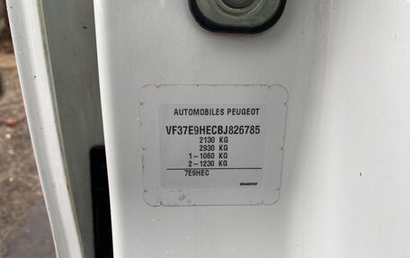 Peugeot Partner II рестайлинг 2, 2011 год, 650 000 рублей, 14 фотография