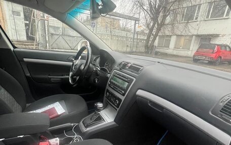 Skoda Octavia, 2012 год, 1 090 000 рублей, 2 фотография