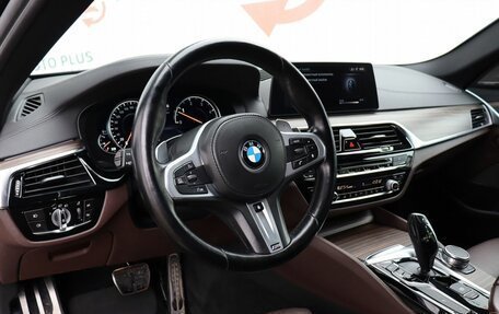 BMW 5 серия, 2018 год, 4 889 000 рублей, 7 фотография