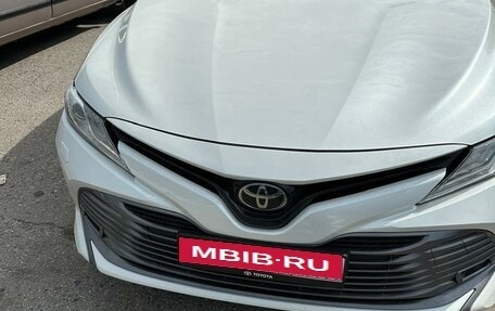 Toyota Camry, 2020 год, 3 000 000 рублей, 1 фотография