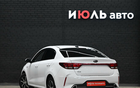 KIA Rio IV, 2021 год, 1 770 000 рублей, 5 фотография