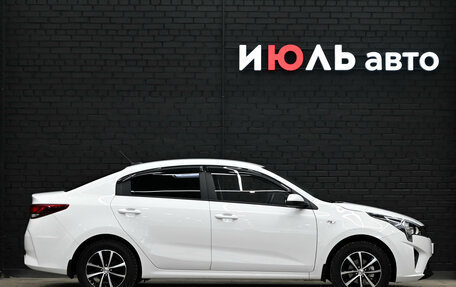 KIA Rio IV, 2021 год, 1 770 000 рублей, 9 фотография