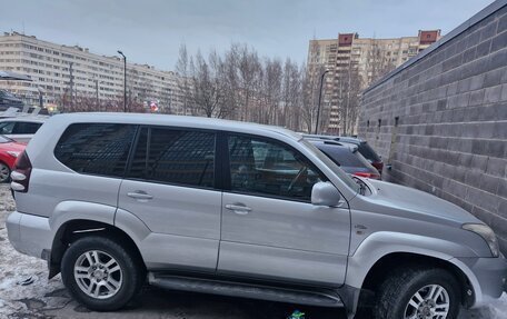 Toyota Land Cruiser Prado 120 рестайлинг, 2008 год, 2 100 000 рублей, 11 фотография