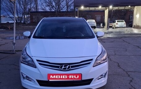 Hyundai Solaris II рестайлинг, 2014 год, 675 000 рублей, 4 фотография