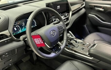 Toyota Highlander, 2024 год, 6 500 000 рублей, 8 фотография