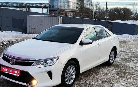 Toyota Camry, 2016 год, 2 350 000 рублей, 12 фотография