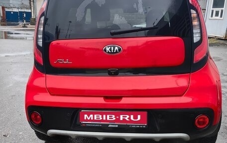 KIA Soul II рестайлинг, 2018 год, 1 830 000 рублей, 5 фотография