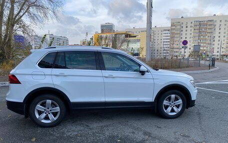 Volkswagen Tiguan II, 2019 год, 2 700 000 рублей, 5 фотография