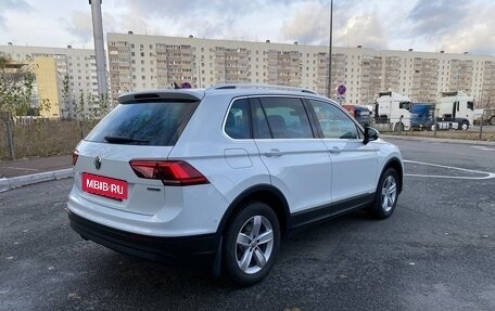 Volkswagen Tiguan II, 2019 год, 2 700 000 рублей, 4 фотография