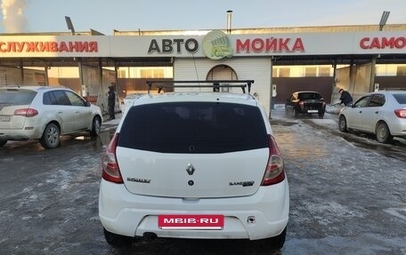 Renault Sandero I, 2014 год, 364 000 рублей, 2 фотография