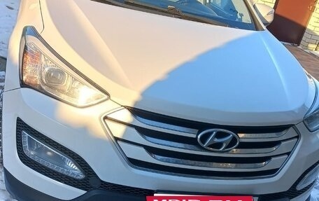 Hyundai Santa Fe III рестайлинг, 2013 год, 1 600 000 рублей, 2 фотография