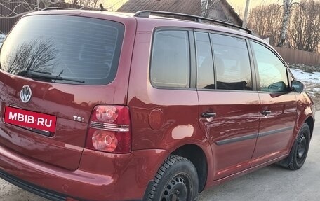 Volkswagen Touran III, 2008 год, 720 000 рублей, 3 фотография