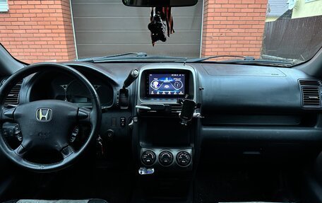 Honda CR-V II рестайлинг, 2005 год, 1 050 000 рублей, 15 фотография