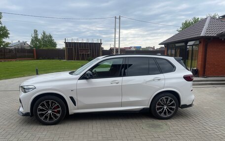 BMW X5, 2021 год, 9 550 000 рублей, 2 фотография