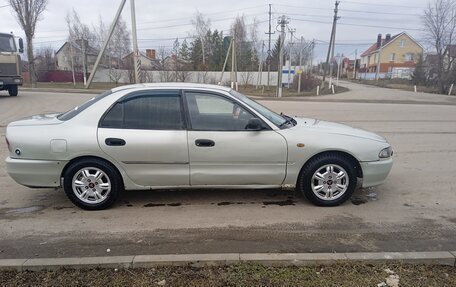 Mitsubishi Galant VIII, 1995 год, 190 000 рублей, 3 фотография