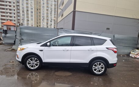 Ford Escape III, 2017 год, 1 460 000 рублей, 3 фотография