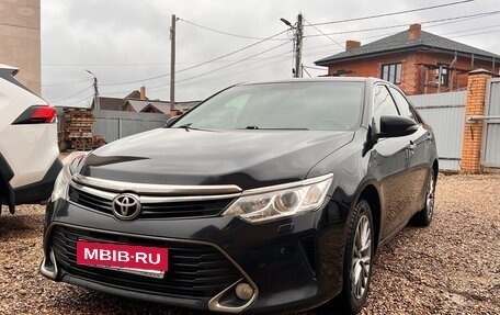 Toyota Camry, 2016 год, 2 250 000 рублей, 5 фотография