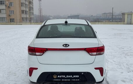 KIA Rio IV, 2017 год, 850 000 рублей, 6 фотография