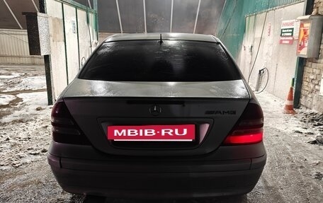 Mercedes-Benz C-Класс, 2001 год, 385 000 рублей, 2 фотография