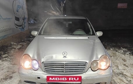 Mercedes-Benz C-Класс, 2001 год, 385 000 рублей, 3 фотография