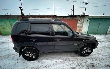 Chevrolet Niva I рестайлинг, 2016 год, 770 000 рублей, 2 фотография