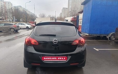 Opel Astra J, 2011 год, 685 000 рублей, 13 фотография