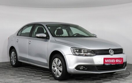 Volkswagen Jetta VI, 2012 год, 990 000 рублей, 3 фотография