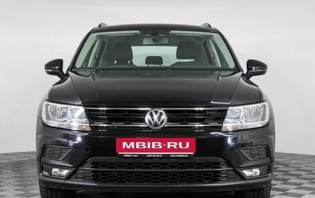 Volkswagen Tiguan II, 2018 год, 2 550 000 рублей, 2 фотография