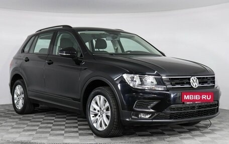 Volkswagen Tiguan II, 2018 год, 2 550 000 рублей, 3 фотография