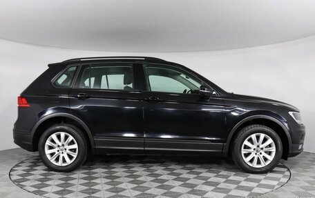 Volkswagen Tiguan II, 2018 год, 2 550 000 рублей, 4 фотография