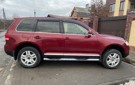 Volkswagen Touareg III, 2004 год, 735 000 рублей, 3 фотография