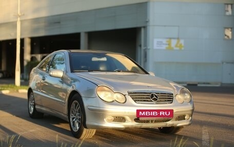 Mercedes-Benz C-Класс, 2003 год, 500 000 рублей, 2 фотография