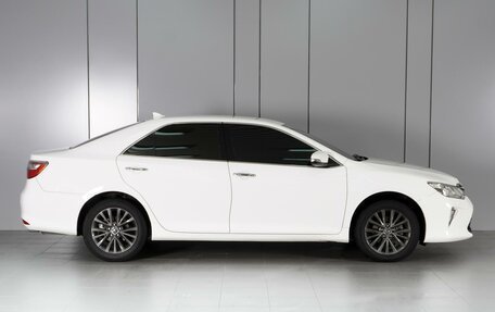 Toyota Camry, 2017 год, 2 329 000 рублей, 5 фотография