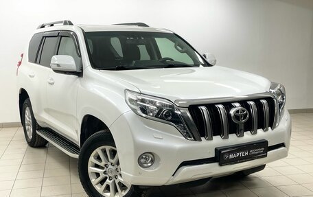 Toyota Land Cruiser Prado 150 рестайлинг 2, 2016 год, 3 798 000 рублей, 3 фотография