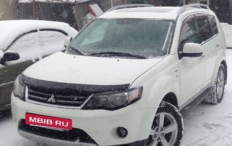 Mitsubishi Outlander III рестайлинг 3, 2008 год, 1 650 000 рублей, 4 фотография