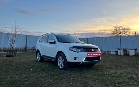 Mitsubishi Outlander III рестайлинг 3, 2008 год, 1 650 000 рублей, 3 фотография