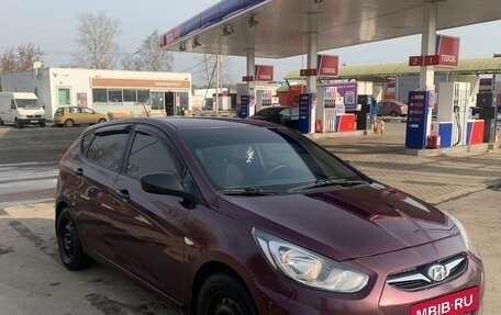 Hyundai Solaris II рестайлинг, 2012 год, 770 000 рублей, 17 фотография