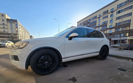 Volkswagen Touareg III, 2011 год, 2 550 000 рублей, 18 фотография