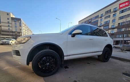 Volkswagen Touareg III, 2011 год, 2 550 000 рублей, 19 фотография