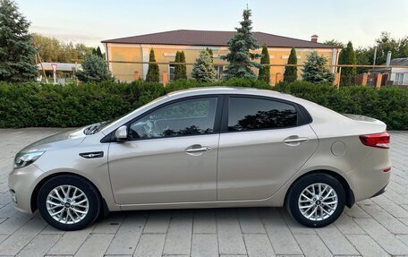 KIA Rio III рестайлинг, 2015 год, 1 050 000 рублей, 3 фотография