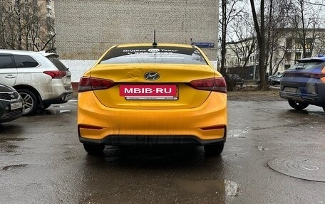 Hyundai Solaris II рестайлинг, 2019 год, 690 000 рублей, 4 фотография