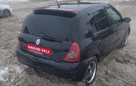 Renault Clio III, 2002 год, 220 000 рублей, 2 фотография