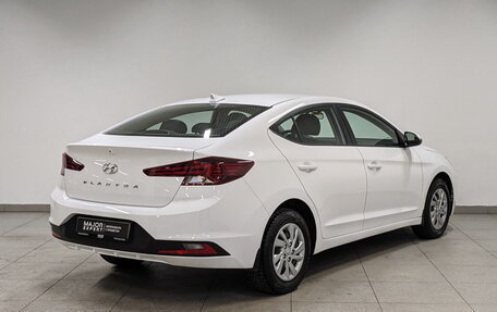 Hyundai Elantra VI рестайлинг, 2019 год, 1 725 000 рублей, 5 фотография