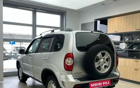 Chevrolet Niva I рестайлинг, 2009 год, 420 000 рублей, 6 фотография