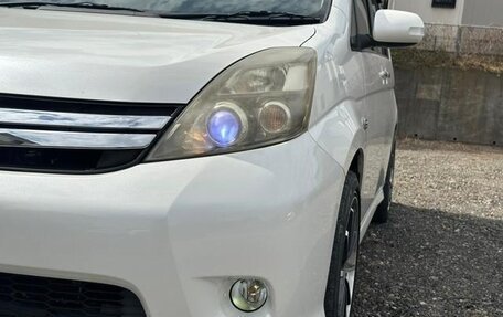 Toyota ISis I, 2011 год, 995 000 рублей, 11 фотография