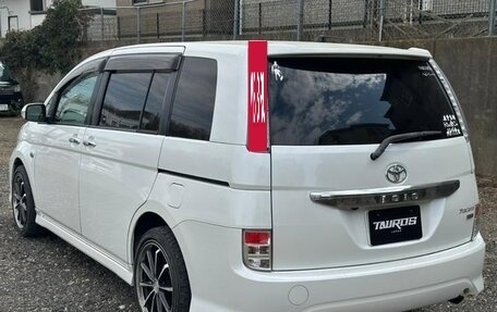 Toyota ISis I, 2011 год, 995 000 рублей, 2 фотография