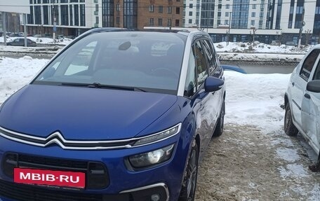 Citroen C4 Picasso II рестайлинг, 2017 год, 1 659 000 рублей, 5 фотография