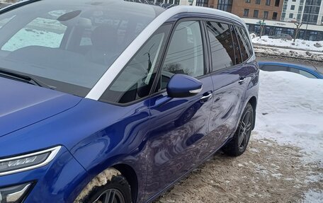 Citroen C4 Picasso II рестайлинг, 2017 год, 1 659 000 рублей, 6 фотография