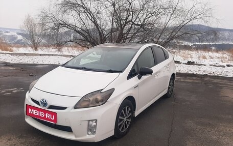 Toyota Prius, 2010 год, 1 100 000 рублей, 2 фотография