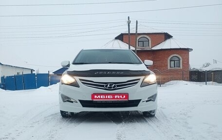 Hyundai Solaris II рестайлинг, 2016 год, 699 000 рублей, 1 фотография